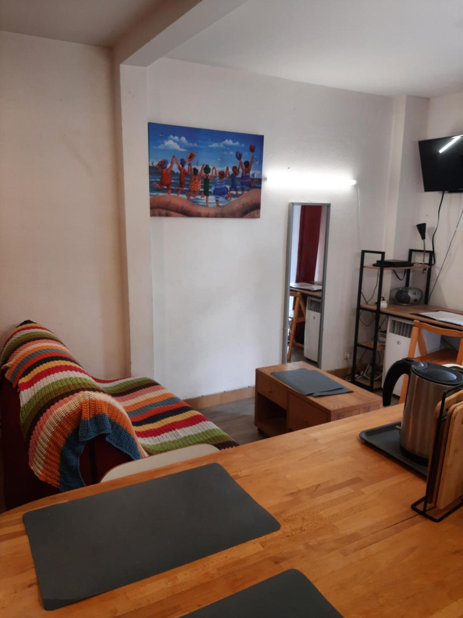 Duplex14H 1Er Etage Jardinet 1 Parking Ou Studio14B Rdc Terrasse Sans Parking La Rochelle  Exterior photo