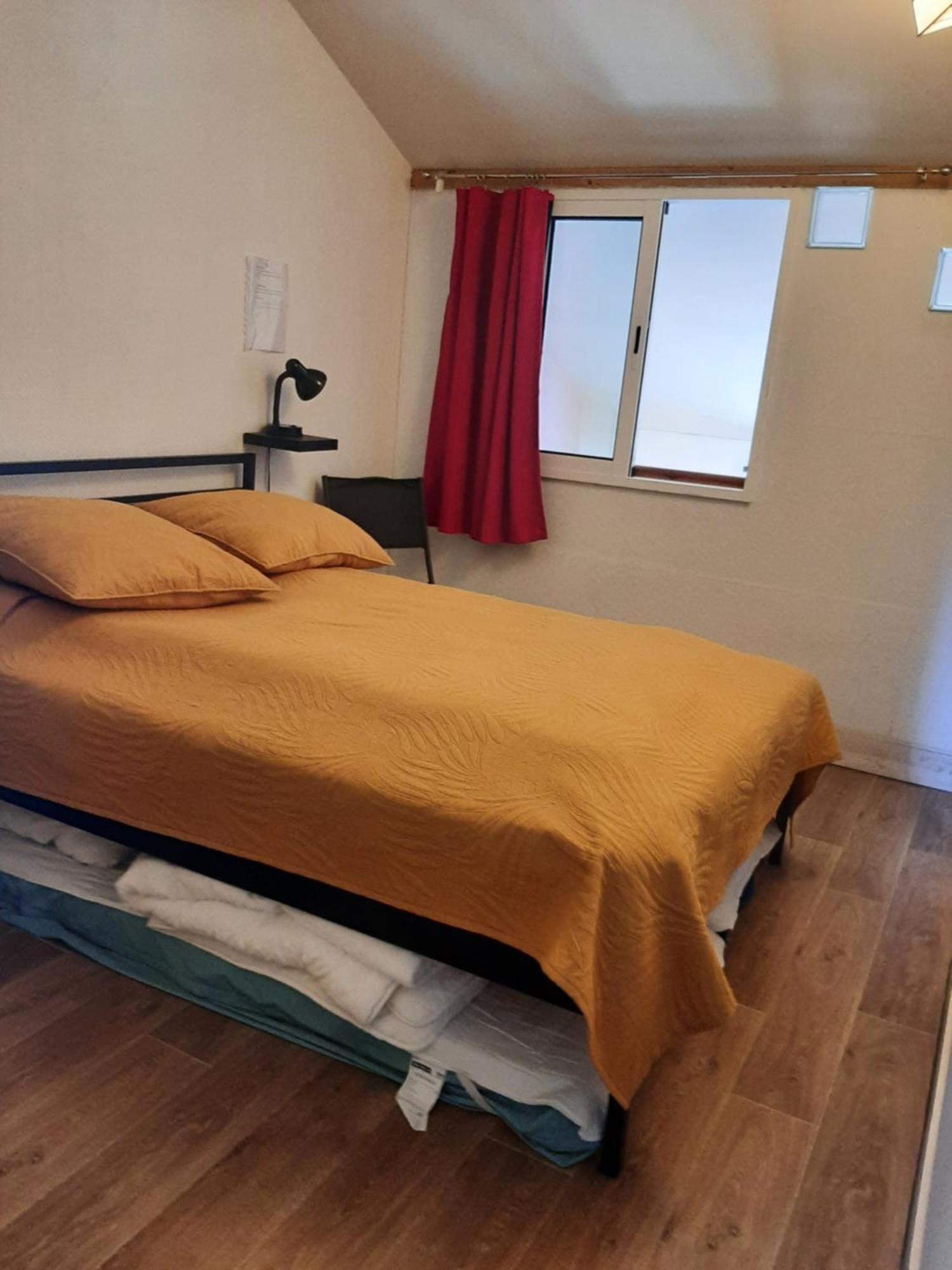 Duplex14H 1Er Etage Jardinet 1 Parking Ou Studio14B Rdc Terrasse Sans Parking La Rochelle  Exterior photo