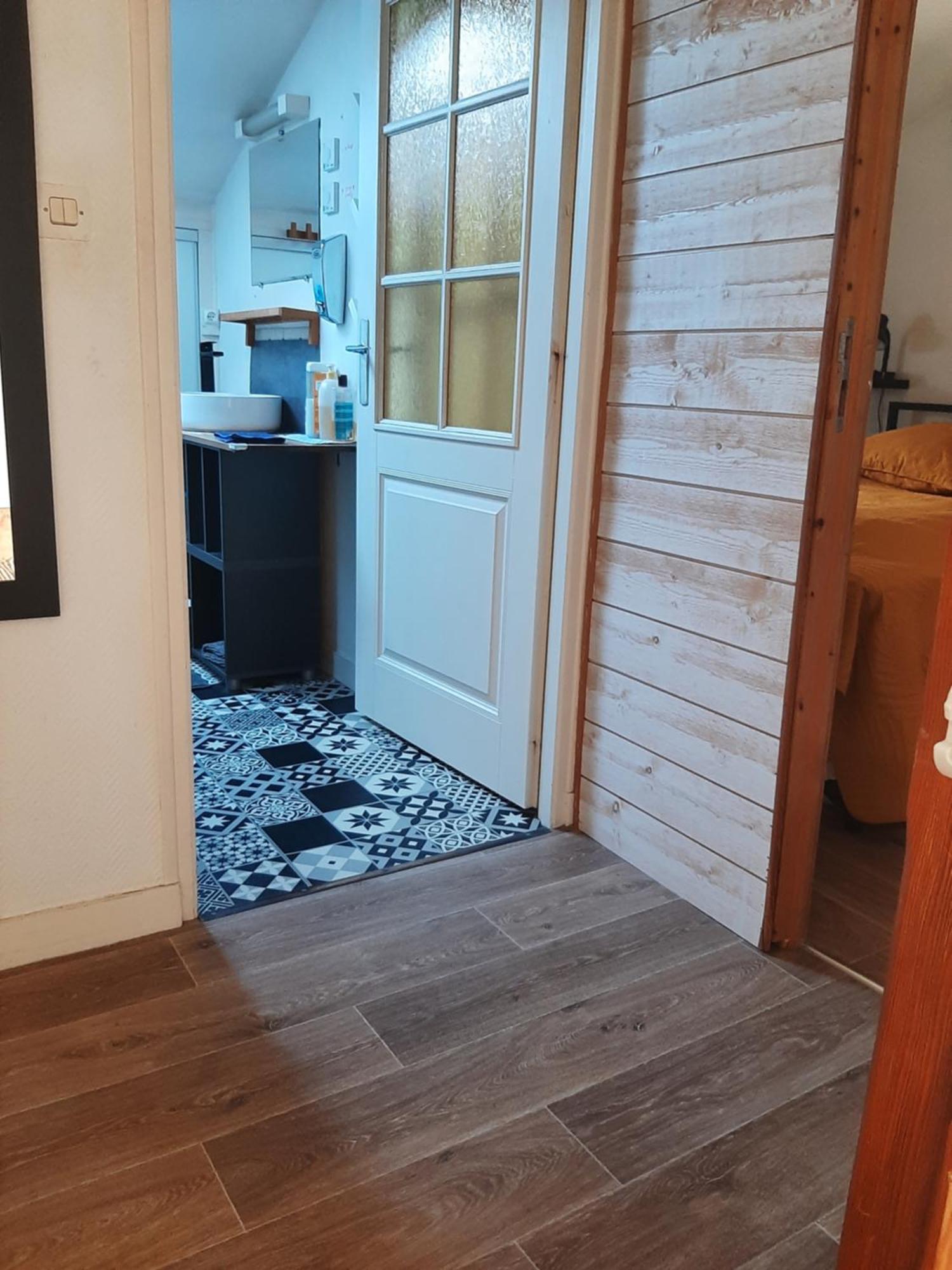 Duplex14H 1Er Etage Jardinet 1 Parking Ou Studio14B Rdc Terrasse Sans Parking La Rochelle  Exterior photo